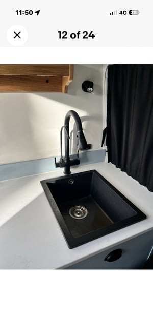 2020 Volkswagen Crafter CR35 MWB Campervan — photo 8 of 17