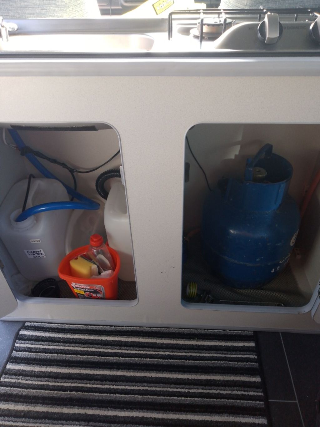 2000 Mazda bongo - Image 10