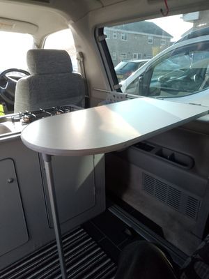2000 Mazda Bongo Friendee 2.0 — photo 11 of 12
