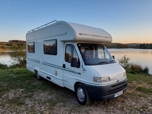 1999 Bessacarr E695