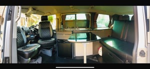 2010 Volkswagen Caravelle — photo 4 of 19