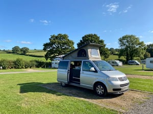 2010 Volkswagen Caravelle Campervan