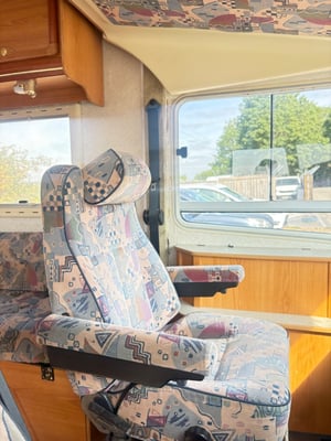1996 Pilot Galaxy — photo 12 of 21