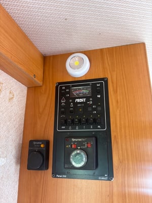 1996 Pilot Galaxy — photo 19 of 21