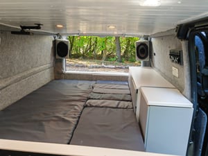 2020 Ford Transit Custom Camper — photo 8 of 17