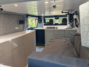 2020 Ford Transit Custom Camper — photo 12 of 17