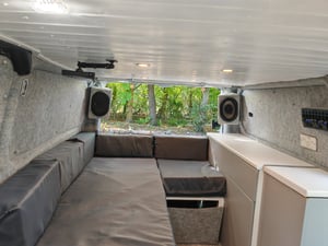 2020 Ford Transit Custom Camper — photo 13 of 17
