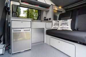 2021 Volkswagen T6.1 Transporter T28 Highline TDi — photo 5 of 8