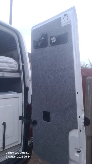 2018 Mercedes-Benz Sprinter — photo 7 of 32