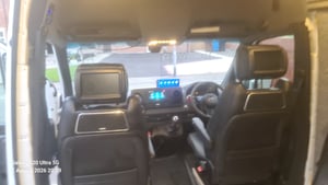 2018 Mercedes-Benz Sprinter — photo 10 of 32