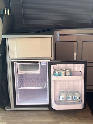 2023 Volkswagen T6.1 Campervan — photo 36 of 37