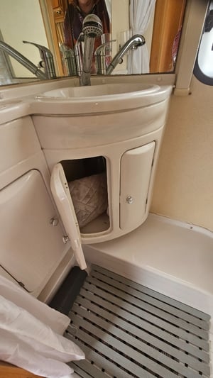 2010 Elddis Autoquest 180 — photo 18 of 39