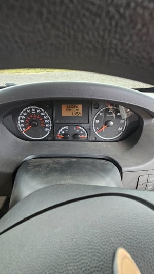 2010 Elddis Autoquest 180 — photo 35 of 39