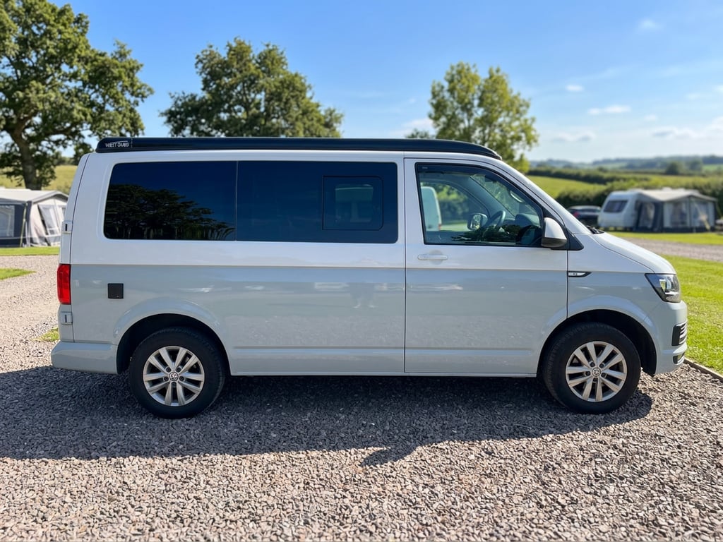 2018 Volkswagen Transporter - Image 1