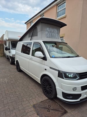 2013 Volkswagen T5.1 Campervan — photo 5 of 13