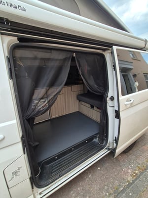 2013 Volkswagen T5.1 Campervan — photo 7 of 13
