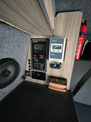 2013 Volkswagen T5.1 Campervan — photo 10 of 13