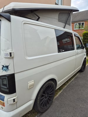 2013 Volkswagen T5.1 Campervan — photo 13 of 13