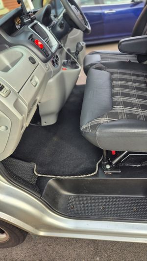 2013 Vauxhall Vivaro LWB Converted Campervan — photo 23 of 32