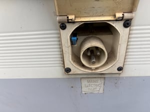 1994 Compass Navigater 355 — photo 7 of 49
