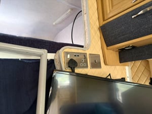 1994 Compass Navigater 355 — photo 10 of 49