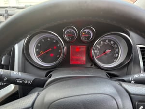 2012 Vauxhall Astra — photo 6 of 14