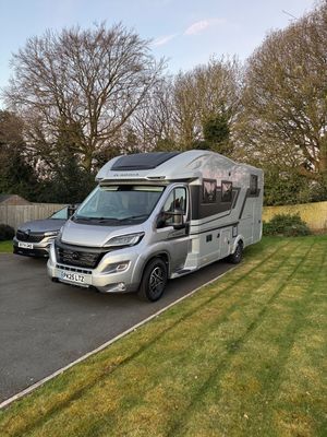 2025 Adria Matrix Supreme 670DL  — photo 3 of 23