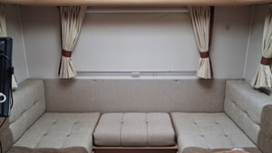 2014 Elddis Autoquest 140 — photo 8 of 16