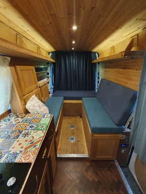 2012 Mercedes-Benz Sprinter — photo 7 of 15