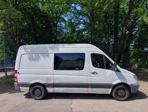 2012 Mercedes-Benz Sprinter — photo 2 of 15