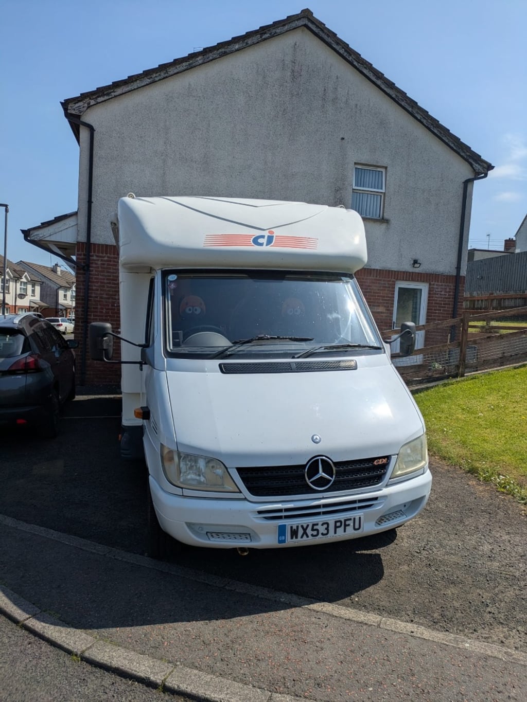 2003 Mercedes-Benz Sprinter - Image 1
