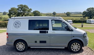 2012 Volkswagen Transporter T5 T28 — photo 1 of 10
