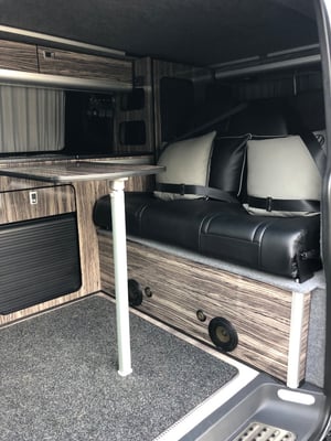 2011 Volkswagen T5.1 Campervan — photo 4 of 17