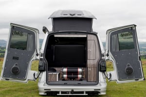 2011 Volkswagen T5.1 Campervan — photo 5 of 17