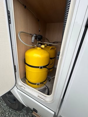 2022 Hymer B Modern Comfort 580 T — photo 41 of 58