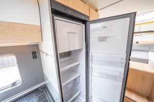 2022 Hymer B Modern Comfort 580 T — photo 46 of 58