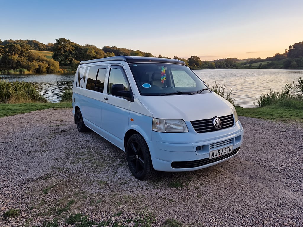 2007 Volkswagen T5 Campervan - Image 1