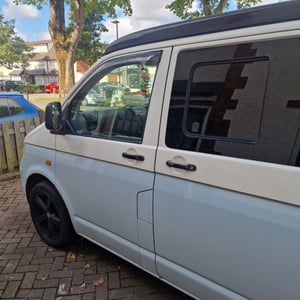 2007 Volkswagen T5 Campervan — photo 40 of 53