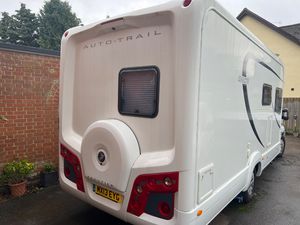 2013 Auto-Trail Frontier Dakota — photo 7 of 16