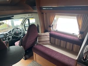 2013 Auto-Trail Frontier Dakota — photo 9 of 16
