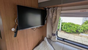 2018 Autotrail Tribute T720 — photo 17 of 45