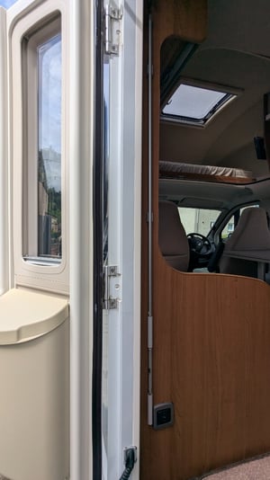 2018 Auto-Trail Tribute T720 — photo 70 of 100