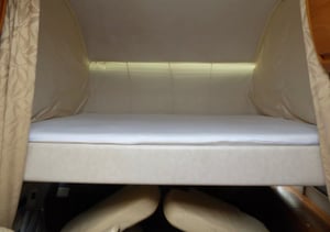 2003 Hymer S740 — photo 6 of 22