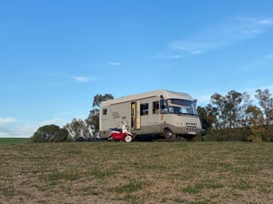2003 Hymer S740 — photo 13 of 22