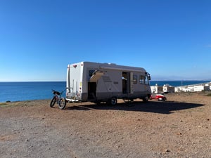 2003 Hymer S740 — photo 17 of 22