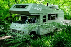 1980 Mercedes-Benz 306d — photo 14 of 19