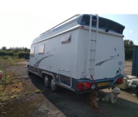 2005 Hobby 700 - Image 3