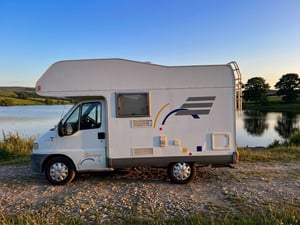 2000 Hymer Swing