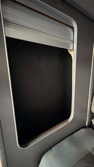 2005 Volkswagen T5 Campervan — photo 13 of 28