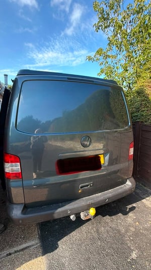 2005 Volkswagen T5 Campervan — photo 17 of 28